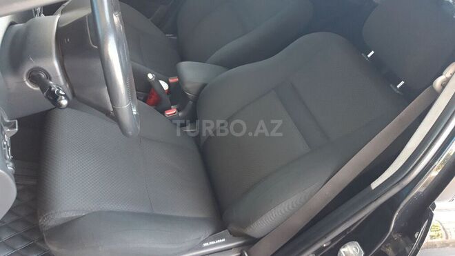 Toyota Corolla 2006, 205,000 km - 1.4 l - Bakı