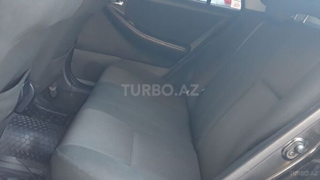 Toyota Corolla 2006, 205,000 km - 1.4 l - Bakı