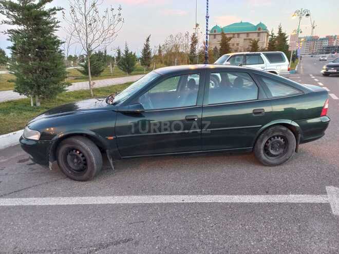 Opel Vectra 1998, 415,000 km - 1.8 л - Sumqayıt