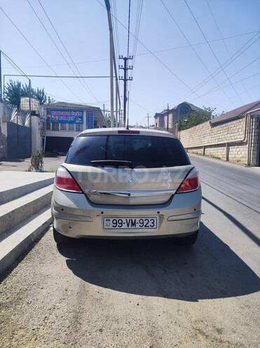 Opel Astra 2006, 200,000 km - 1.3 l - Bakı
