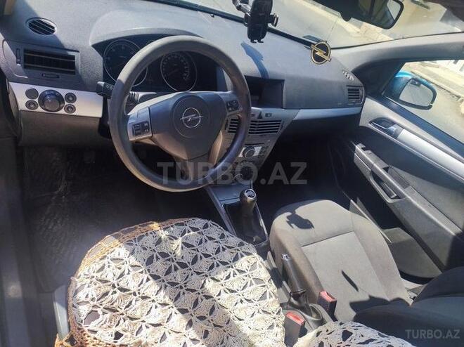 Opel Astra 2006, 200,000 km - 1.3 l - Bakı