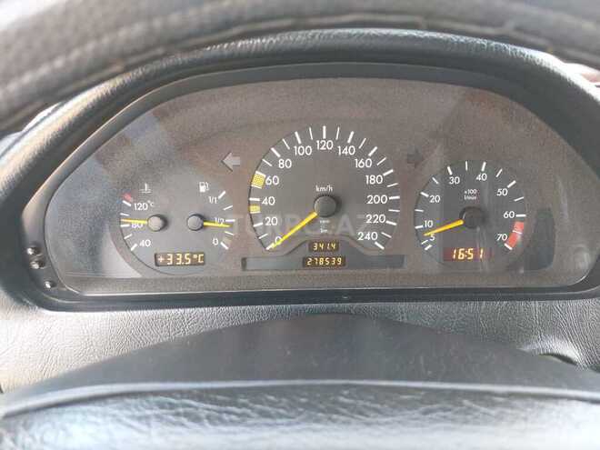 Mercedes C 220 1996, 278,000 km - 2.2 l - Bakı