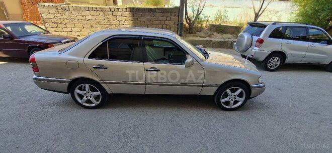 Mercedes C 180 1995, 293,000 km - 1.8 l - Bakı