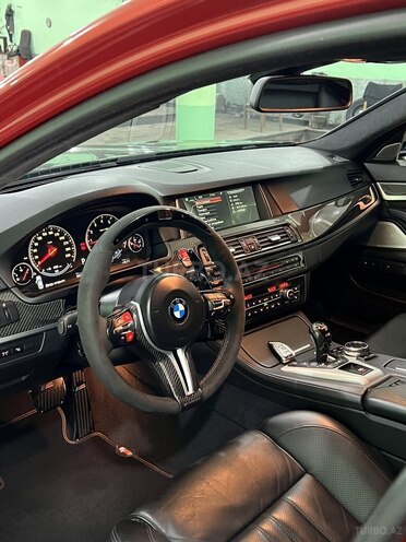 BMW M5 2013, 88,000 km - 4.4 л - Göyçay