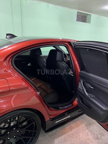 BMW M5 2013, 88,000 km - 4.4 л - Göyçay