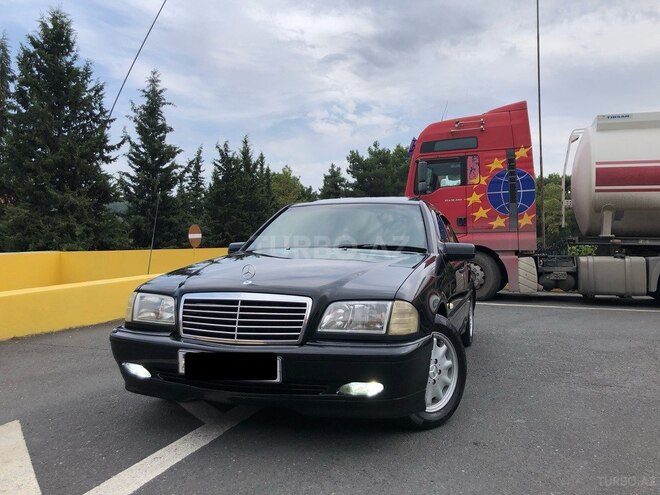 Mercedes C 200 1999, 298,000 km - 2.0 л - Zaqatala