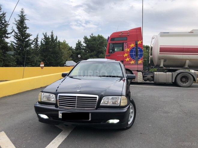 Mercedes C 200 1999, 298,000 km - 2.0 л - Zaqatala