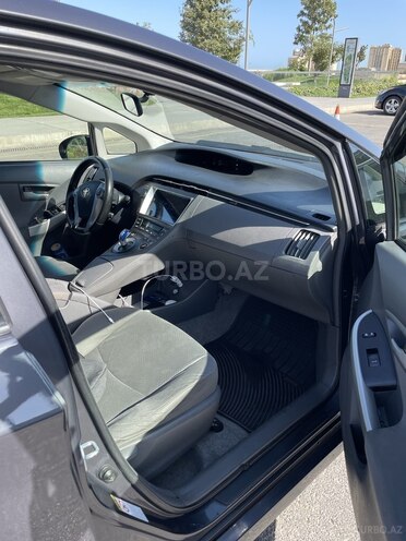 Toyota Prius 2011, 418,429 km - 1.8 l - Bakı
