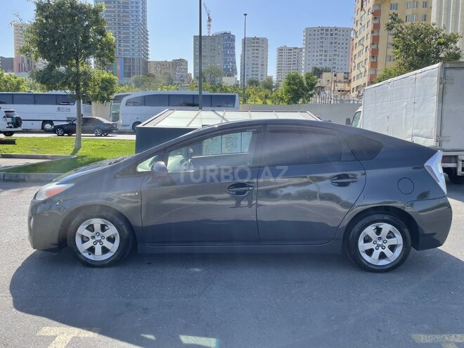 Toyota Prius 2011, 418,429 km - 1.8 l - Bakı