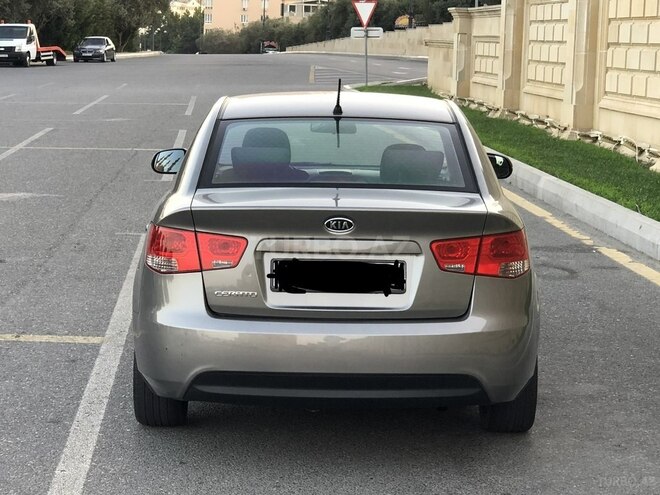 Kia Cerato 2010, 183,000 km - 1.6 l - Qax