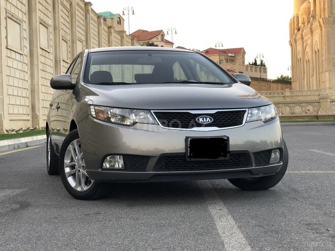 Kia Cerato 2010, 183,000 km - 1.6 l - Qax