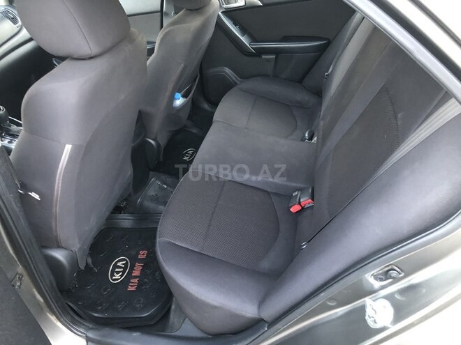 Kia Cerato 2010, 183,000 km - 1.6 l - Qax