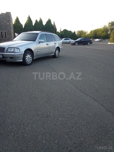 Mercedes C 240 1997, 560,000 km - 2.4 l - Qazax