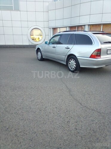 Mercedes C 240 1997, 560,000 km - 2.4 l - Qazax