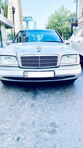 Mercedes C 200 1996, 298,000 km - 2.0 l - Bakı