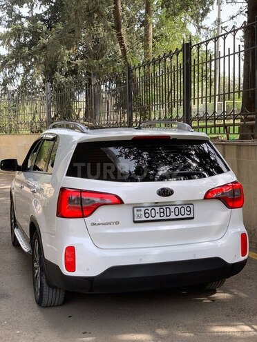Kia Sorento 2012, 151,000 km - 2.0 l - Tovuz