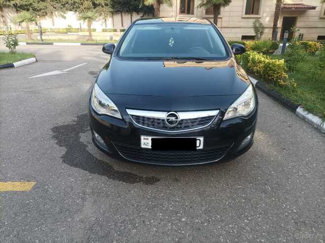 Opel Astra 2010, 161,500 km - 1.4 l - Yevlax
