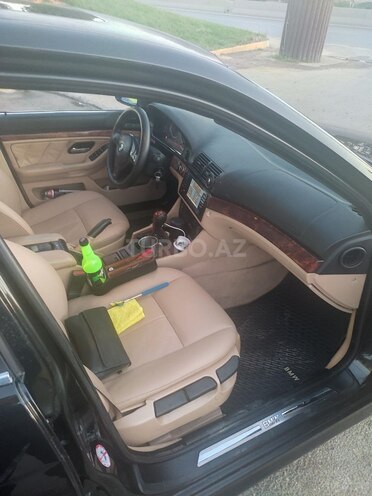 BMW 525 2002, 263,000 km - 2.5 л - Bakı