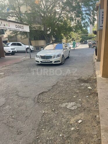 Mercedes E 250 2010, 198,000 km - 1.8 л - Bakı