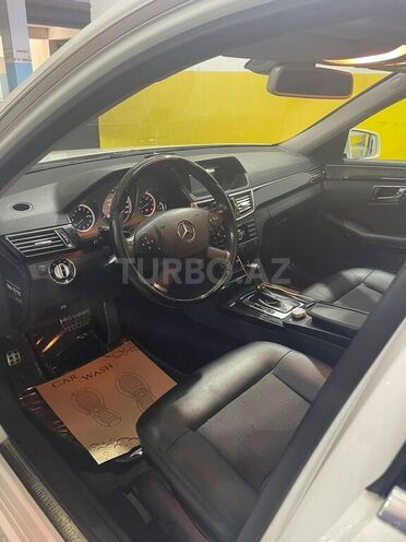 Mercedes E 250 2010, 198,000 km - 1.8 л - Bakı