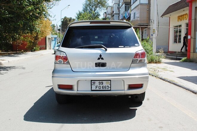 Mitsubishi Airtrek 2003, 256,112 km - 2.0 л - Şirvan