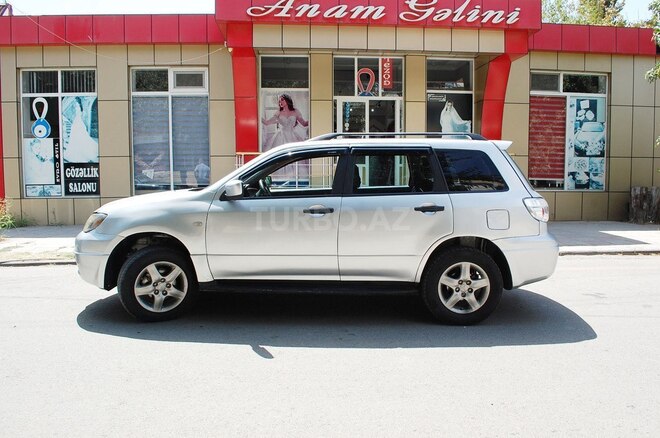 Mitsubishi Airtrek 2003, 256,112 km - 2.0 л - Şirvan