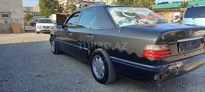 Mercedes 200 1994, 250,000 km - 2.0 l - Bakı