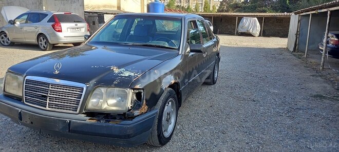 Mercedes 200 1994, 250,000 km - 2.0 l - Bakı
