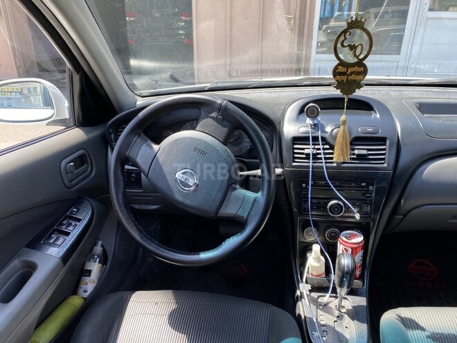 Nissan Sunny 2008, 290,000 km - 1.6 l - Bakı