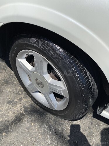Nissan Sunny 2008, 290,000 km - 1.6 l - Bakı