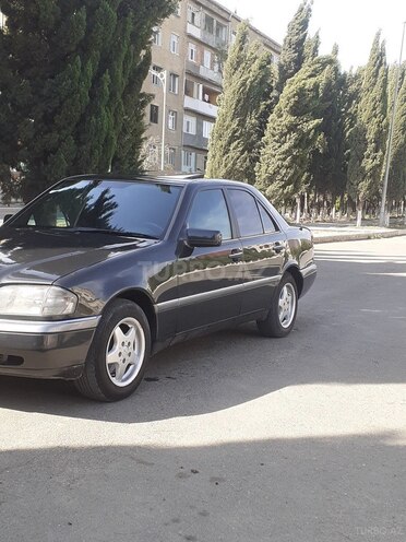 Mercedes C 180 1995, 328,000 km - 1.8 l - Bakı
