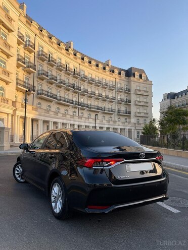 Toyota Corolla 2019, 99,000 km - 1.6 l - Bakı