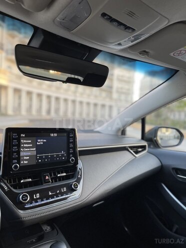 Toyota Corolla 2019, 99,000 km - 1.6 l - Bakı