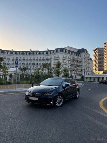 Toyota Corolla 2019, 99,000 km - 1.6 l - Bakı