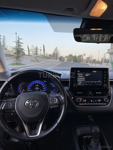 Toyota Corolla 2019, 99,000 km - 1.6 l - Bakı
