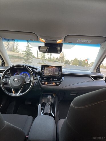 Toyota Corolla 2019, 99,000 km - 1.6 l - Bakı