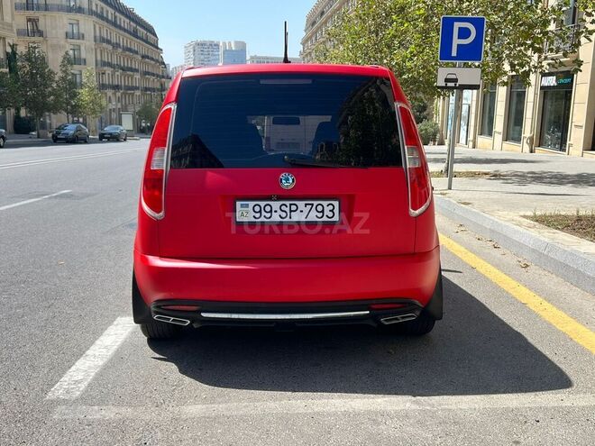 Skoda Praktik 2011, 190,000 km - 1.4 l - Bakı
