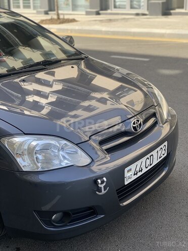Toyota Corolla 2005, 169,000 km - 1.4 l - Bakı