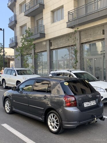 Toyota Corolla 2005, 169,000 km - 1.4 l - Bakı