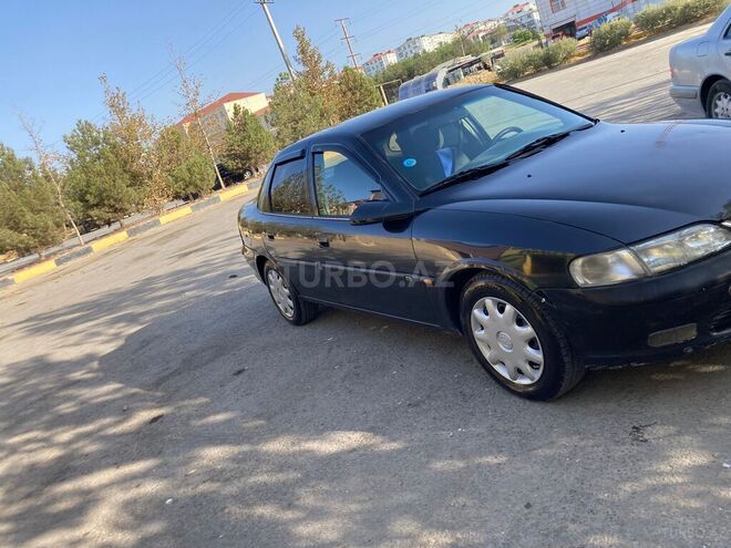 Opel Vectra 1996, 256,800 km - 2.0 l - Bakı