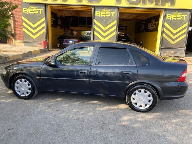 Opel Vectra 1996, 256,800 km - 2.0 l - Bakı