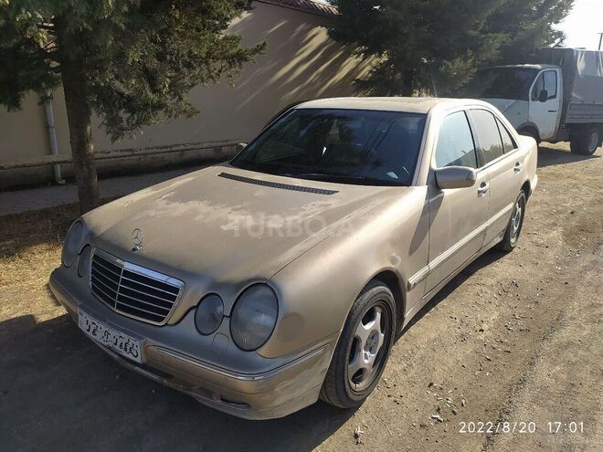Mercedes E 270 1999, 305,897 km - 2.7 l - Bakı