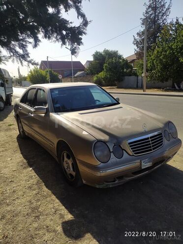Mercedes E 270 1999, 305,897 km - 2.7 l - Bakı