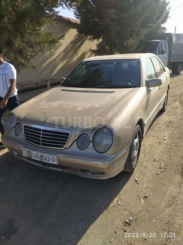Mercedes E 270 1999, 305,897 km - 2.7 l - Bakı
