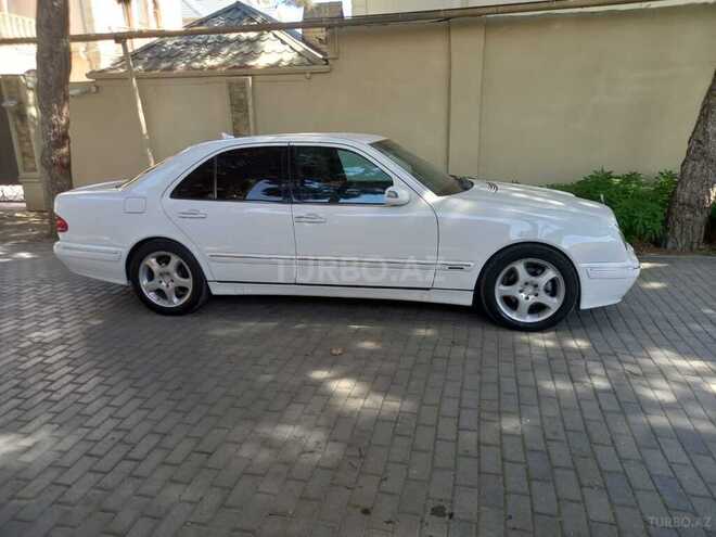 Mercedes E 240 2000, 280,500 km - 2.6 l - Bakı