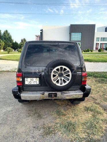Mitsubishi Pajero 1994, 280,000 km - 2.8 л - Ağstafa