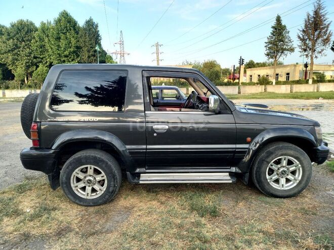 Mitsubishi Pajero 1994, 280,000 km - 2.8 л - Ağstafa
