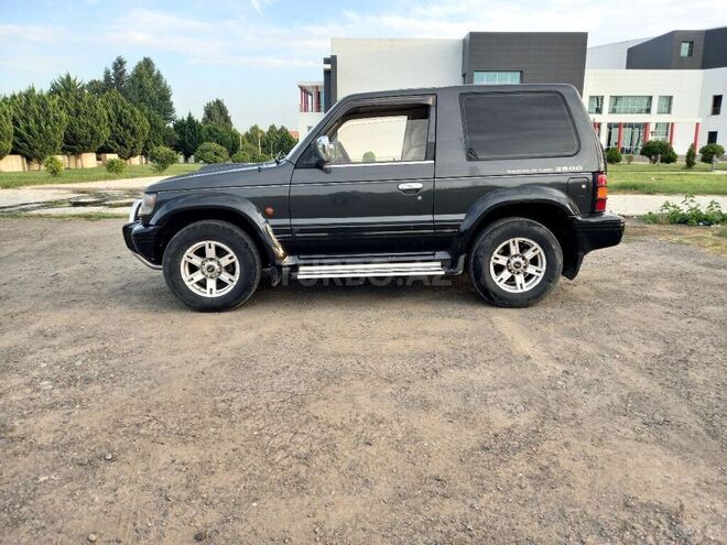 Mitsubishi Pajero 1994, 280,000 km - 2.8 л - Ağstafa