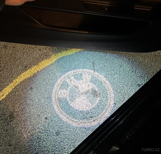 BMW 528 2014, 185,000 km - 2.0 l - Gəncə