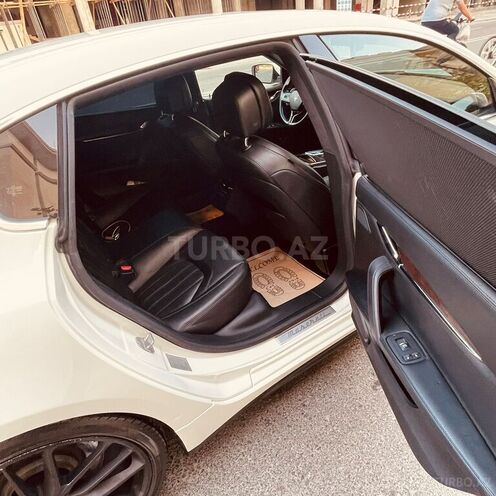 Maserati Quattroporte 2015, 89,000 km - 3.0 л - Bakı